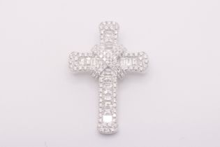 ** ON SALE ** Round Brilliant Cut & baguette Cut Natural Diamond 18kt White gold Cross Pendant VVS