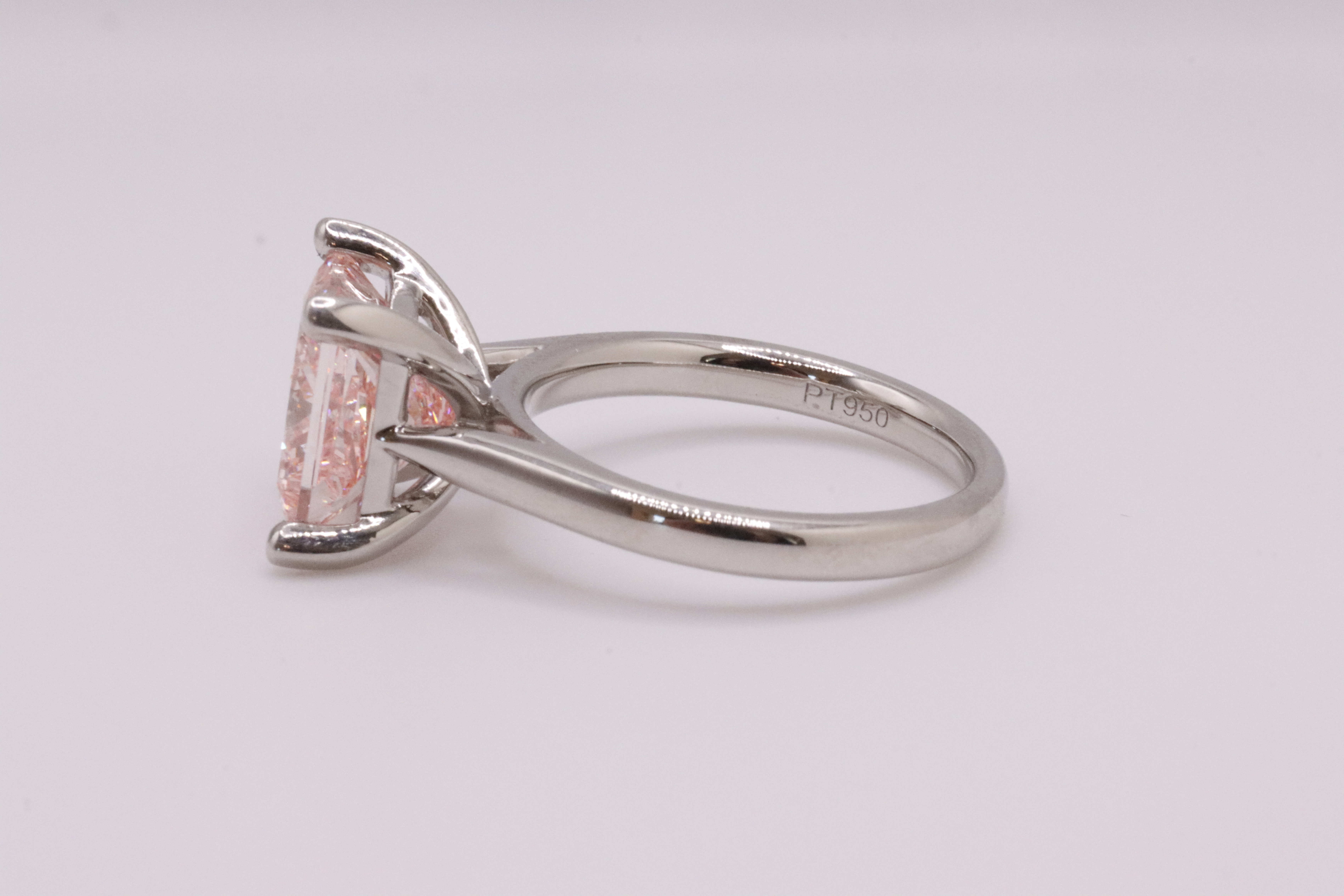 Princess Cut Diamond Fancy Pink Colour VVS2 Clarity 4.02 Carat EX EX Platinum Ring - IGI LG582359086 - Image 6 of 9
