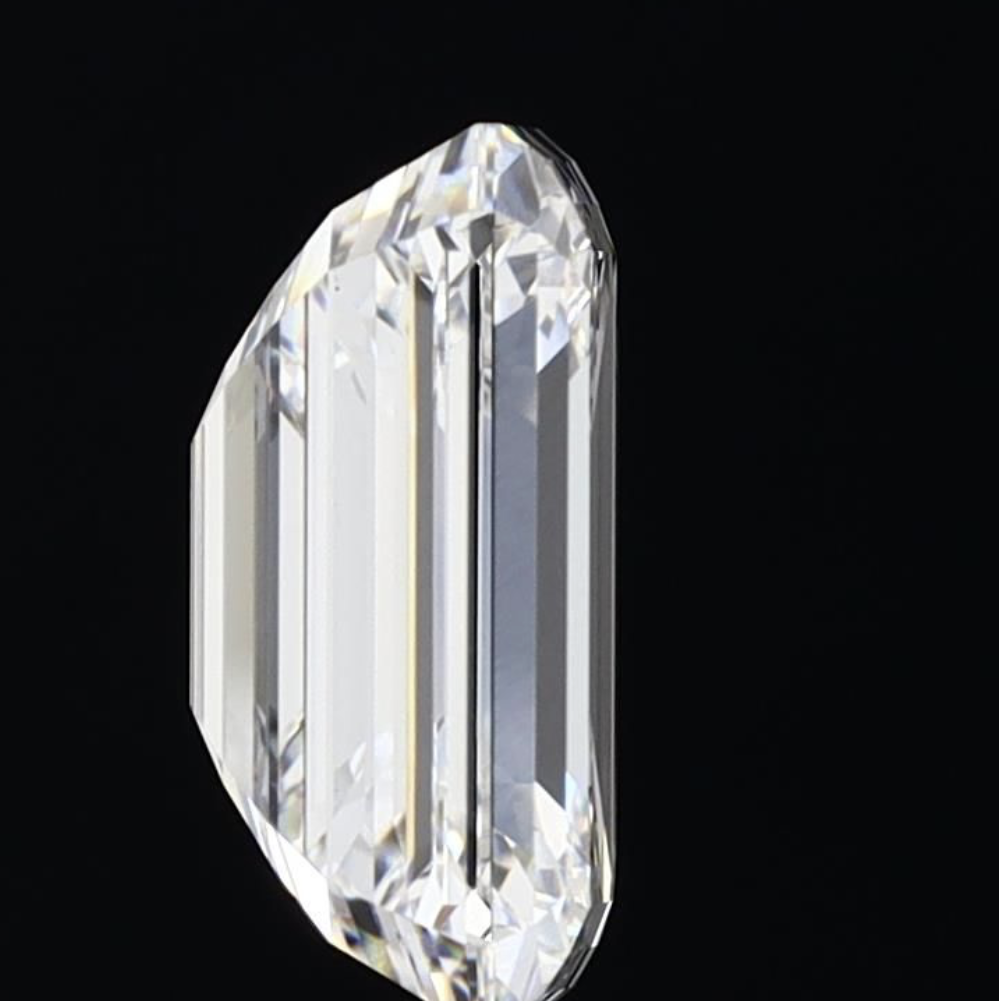 ** ON SALE ** Emerald Cut Diamond E Colour VVS2 Clarity 7.07 Carat VG EX- LG576333451 - IGI - Image 4 of 7