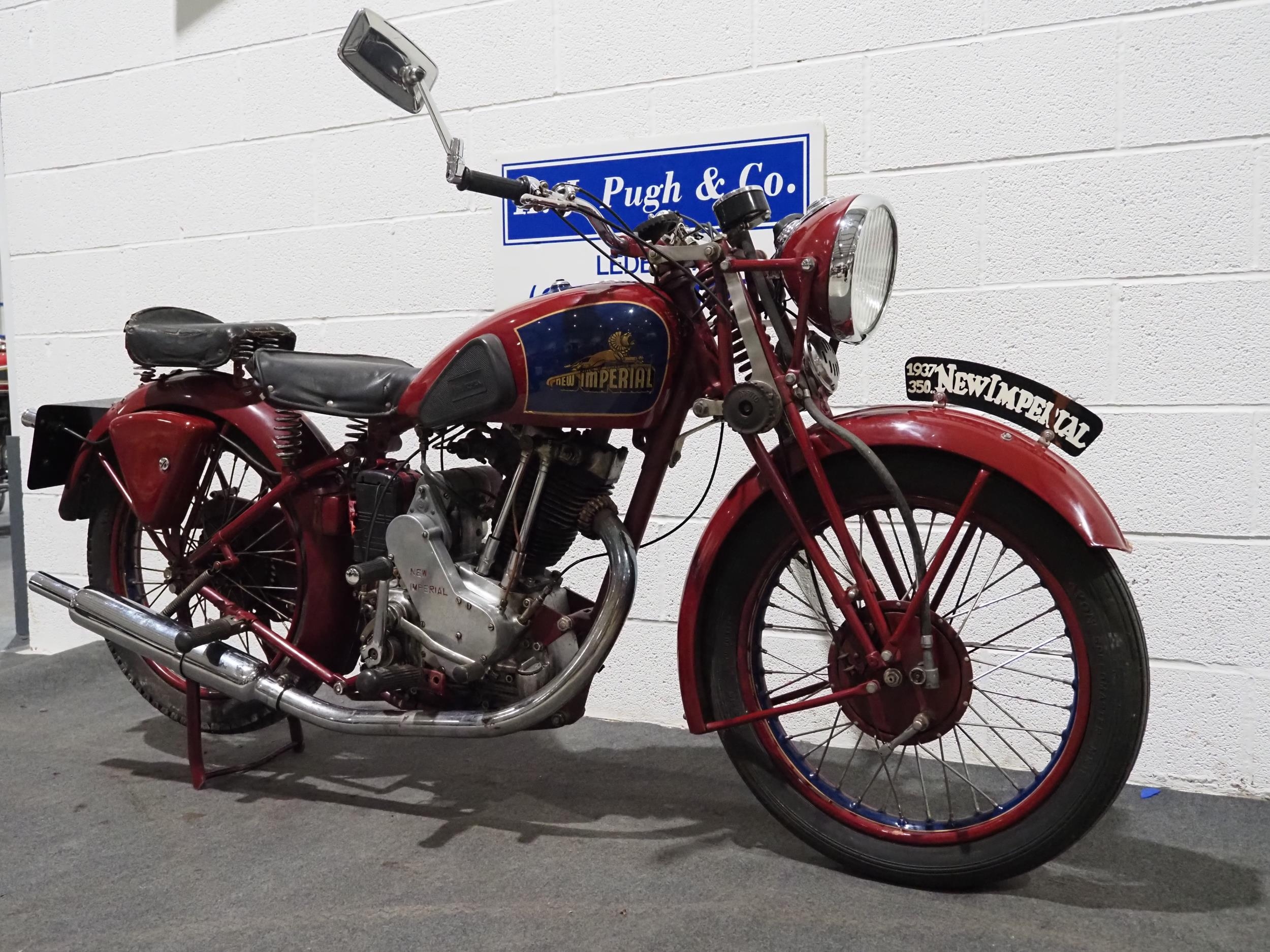 New Imperial 350 Model 46 motorcycle. 1937-8. 350cc. Frame No. 117/35821/R Engine No. 117-43721-46 - Image 3 of 7