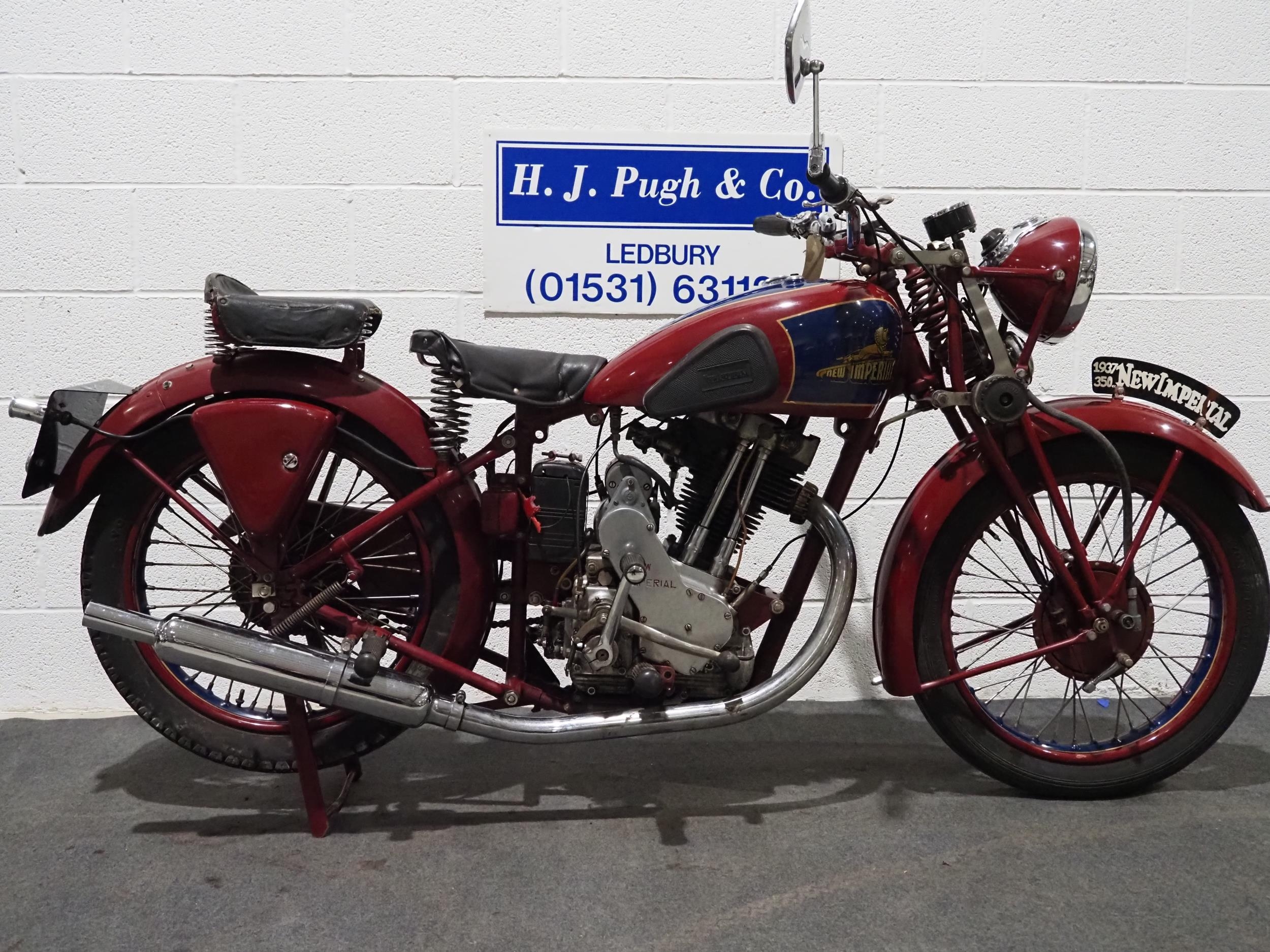 New Imperial 350 Model 46 motorcycle. 1937-8. 350cc. Frame No. 117/35821/R Engine No. 117-43721-46 - Image 2 of 7