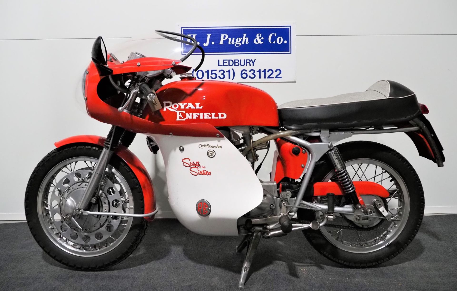 Royal Enfield Crusader Sports motorcycle. 1959. 250cc. Upgraded to include a 4 speed GT unit - Image 7 of 7