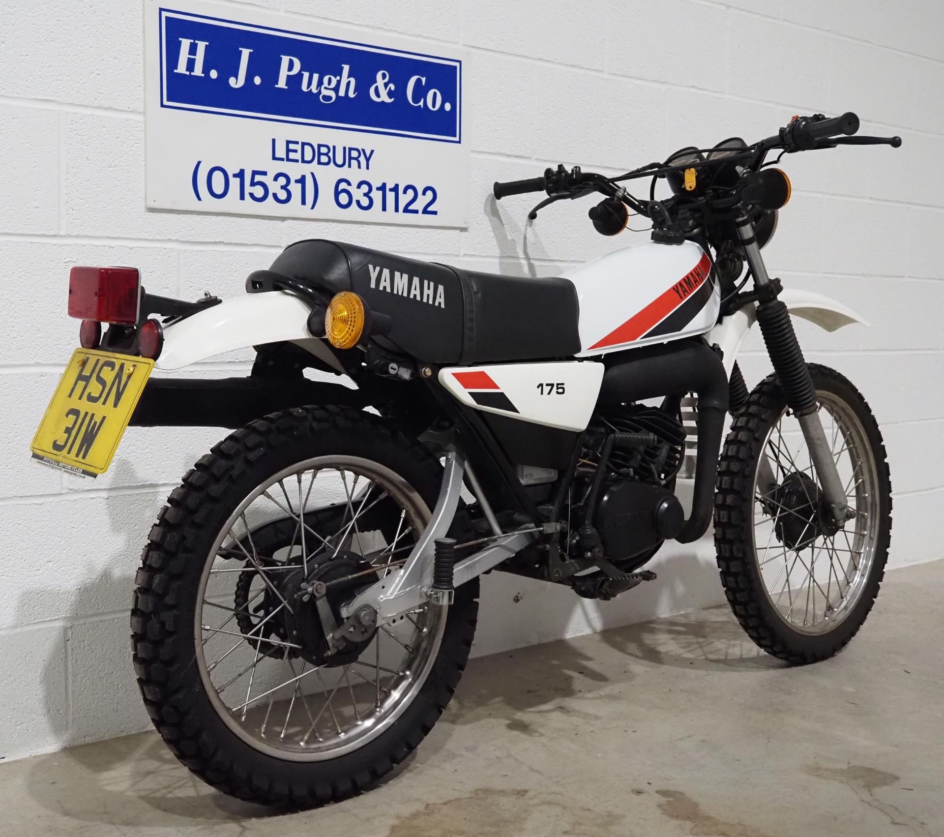 Yamaha DT175MX Endurance motorcycle. 1981. 171cc. Frame No. 2K40063844. Engine No. 2K463844. Runs - Image 3 of 6