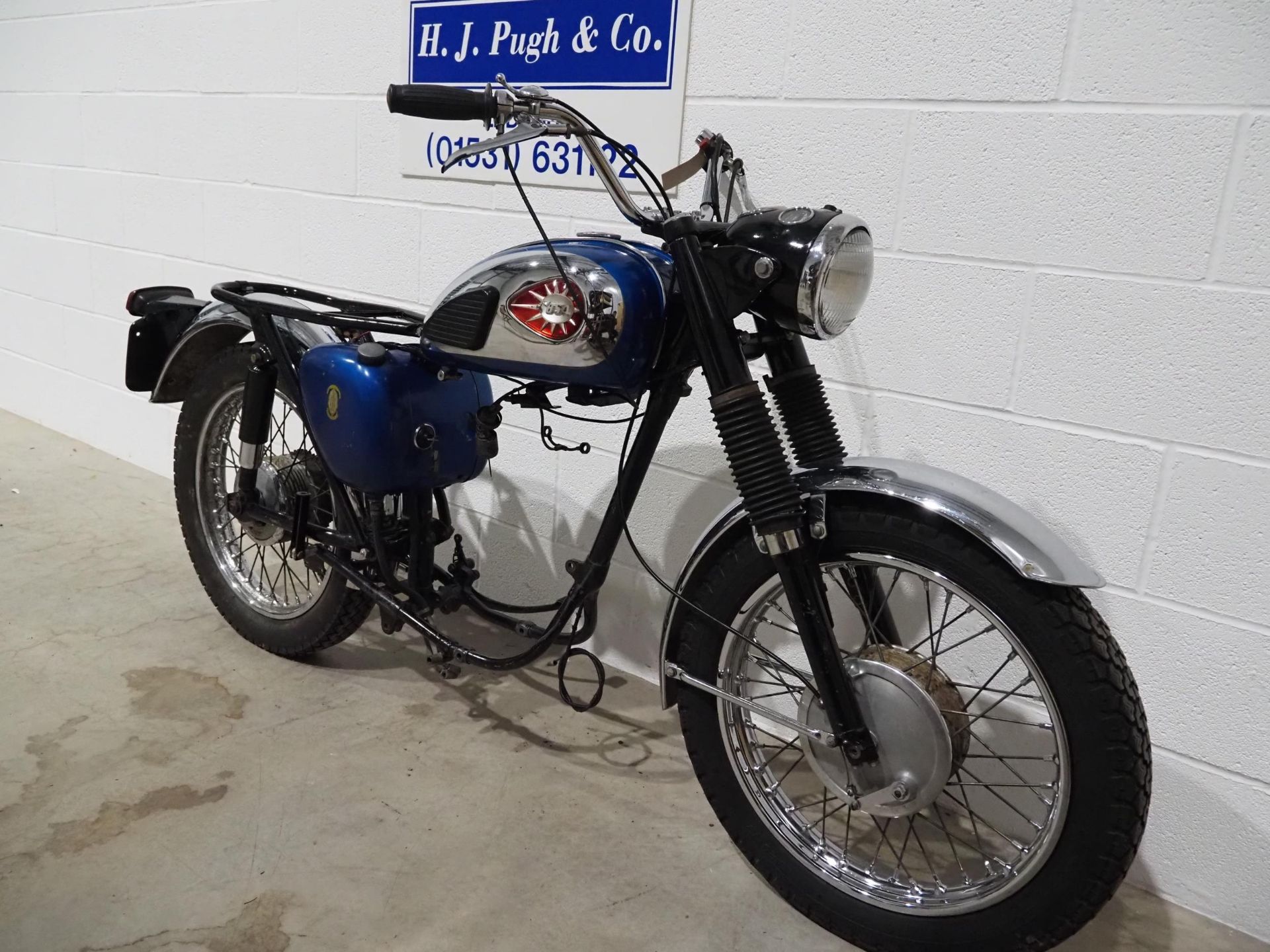 BSA B40 rolling chassis. 1965. Frame No. B40-9182 - Image 2 of 4