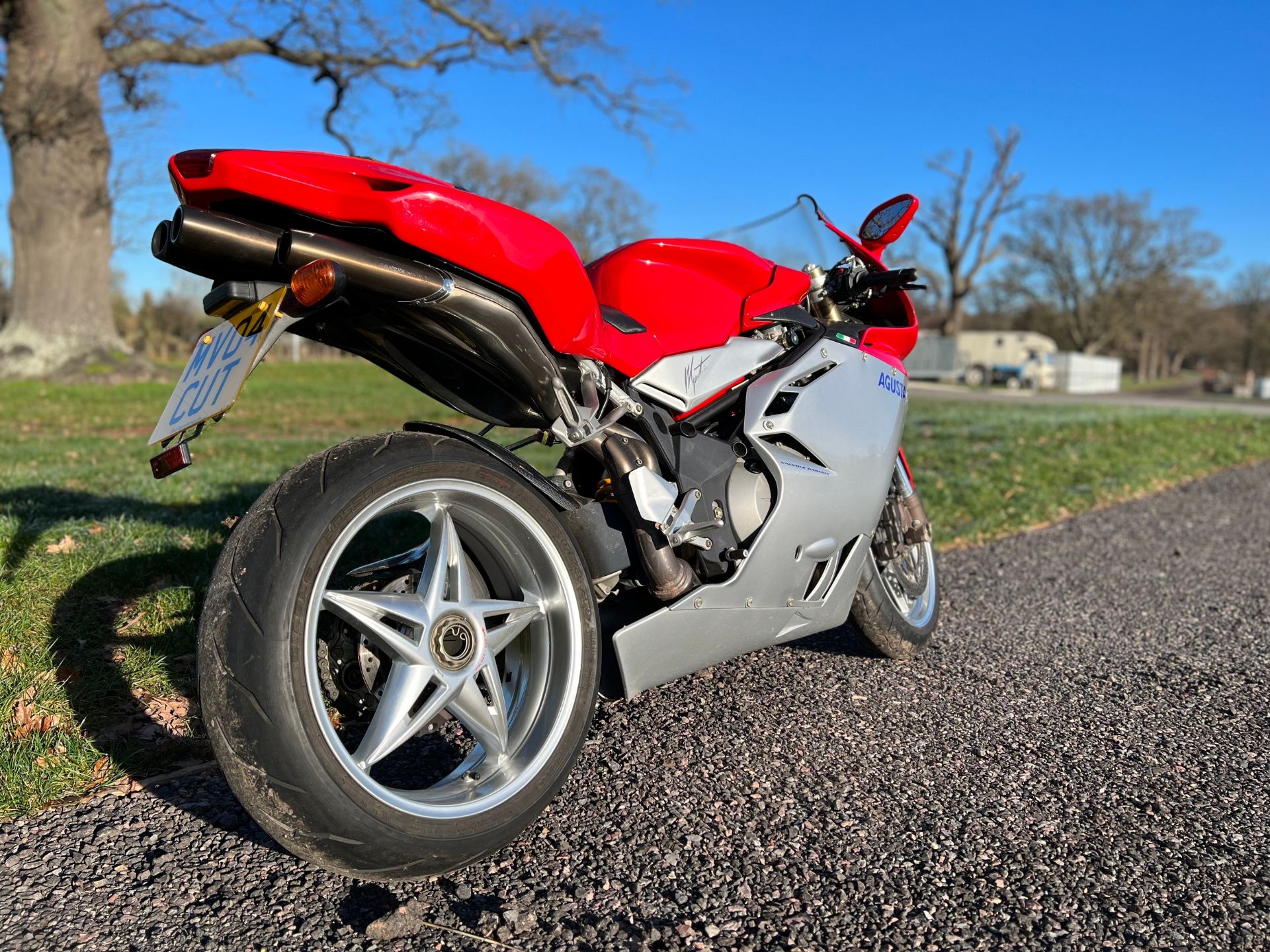 MV Agusta F4 1000, 2004, 998cc. Frame no. ZCGF511BA4V001447 Engine no. F5A400359 Runs and rides - Image 11 of 13