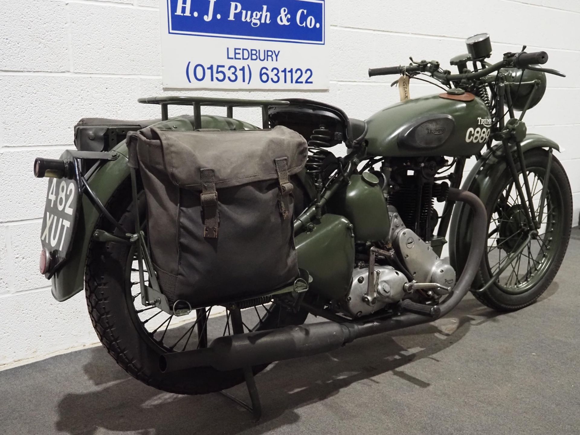 Triumph 3HW military motorcycle. 1943. 343cc. Frame No. TL33468 Engine No. 3HW38180 Runs and - Image 3 of 6