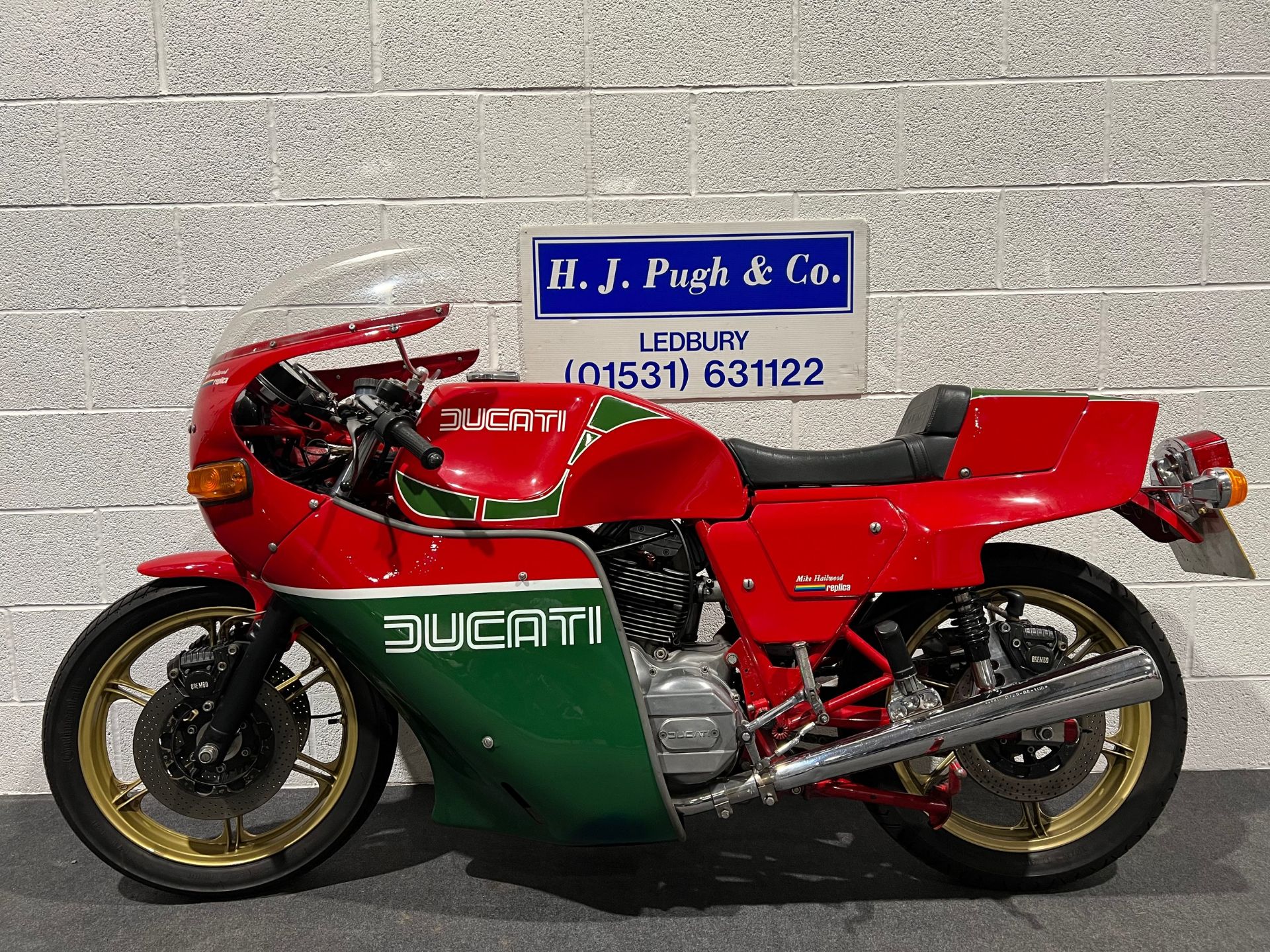 Ducati Mike Hailwood Replica, 1981, 900cc. Frame no. DM900R901794 Engine no. DM86009253 Full - Image 8 of 9