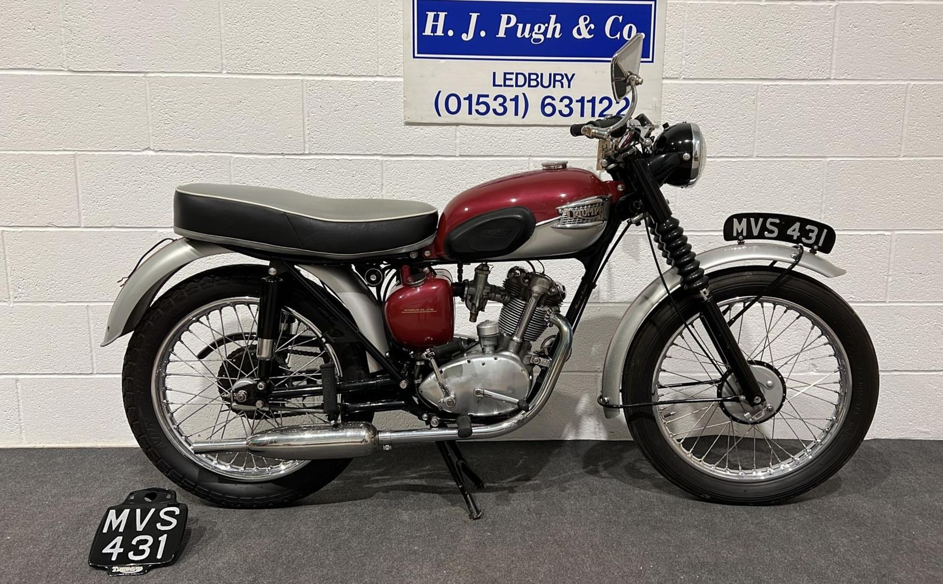 Triumph Tiger cub motorcycle. 1961. 199cc. Frame no. T-76741 Engine no. T2076741 Property of a - Image 6 of 7