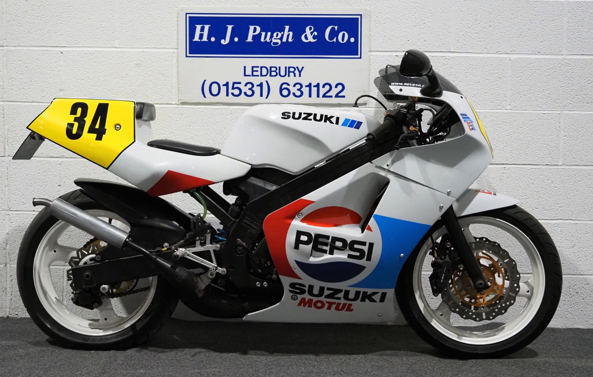 Suzuki RGV250 racing bike. 1989. 249cc. Recently restored, VJ21A model, Jolly Lolly exhausts, Nitron
