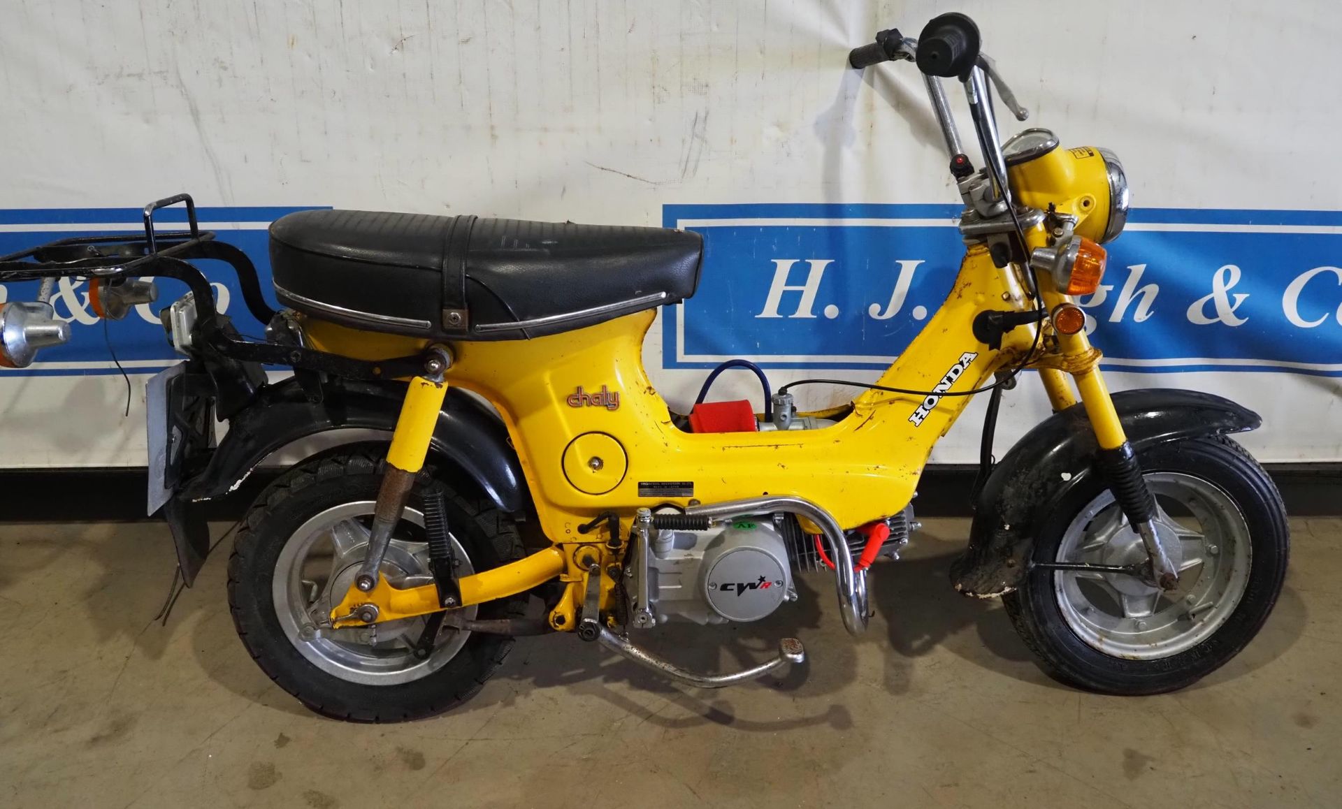 Honda Chaly moped with CWR engine. 125cc. Engine turns over with compression. Reg. KAN 524P.