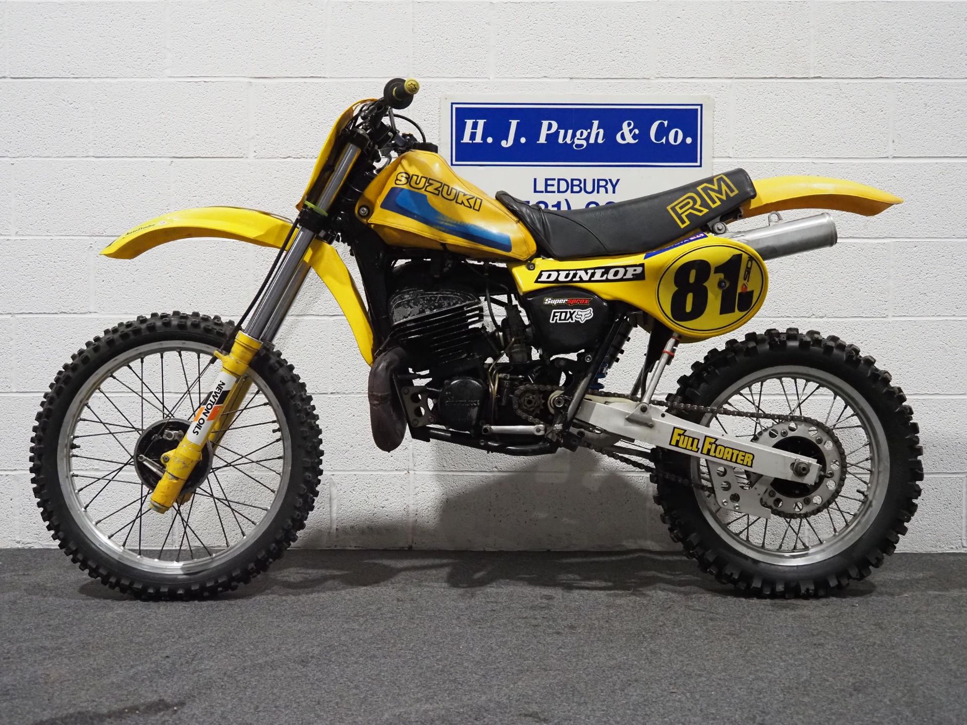 Suzuki RM500 motocross bike. 1983. 492cc. Frame no starts. RM11A Engine no. RM101-100451 Runs and - Image 5 of 5