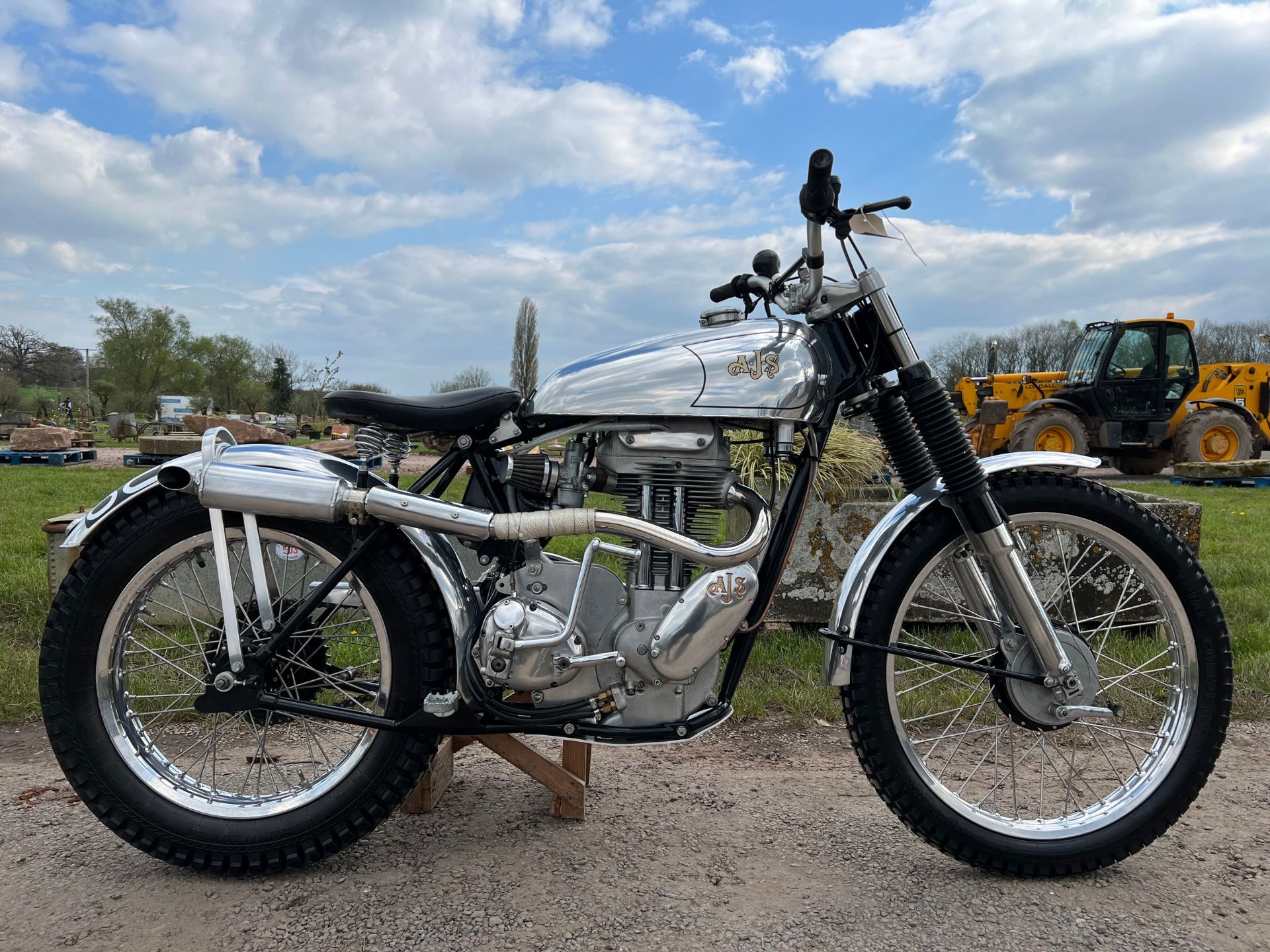 AJS Tele Rigid trials bike, 1952, 500cc. Runs and rides. This is an AJS 500cc Model 18 built into - Image 10 of 15