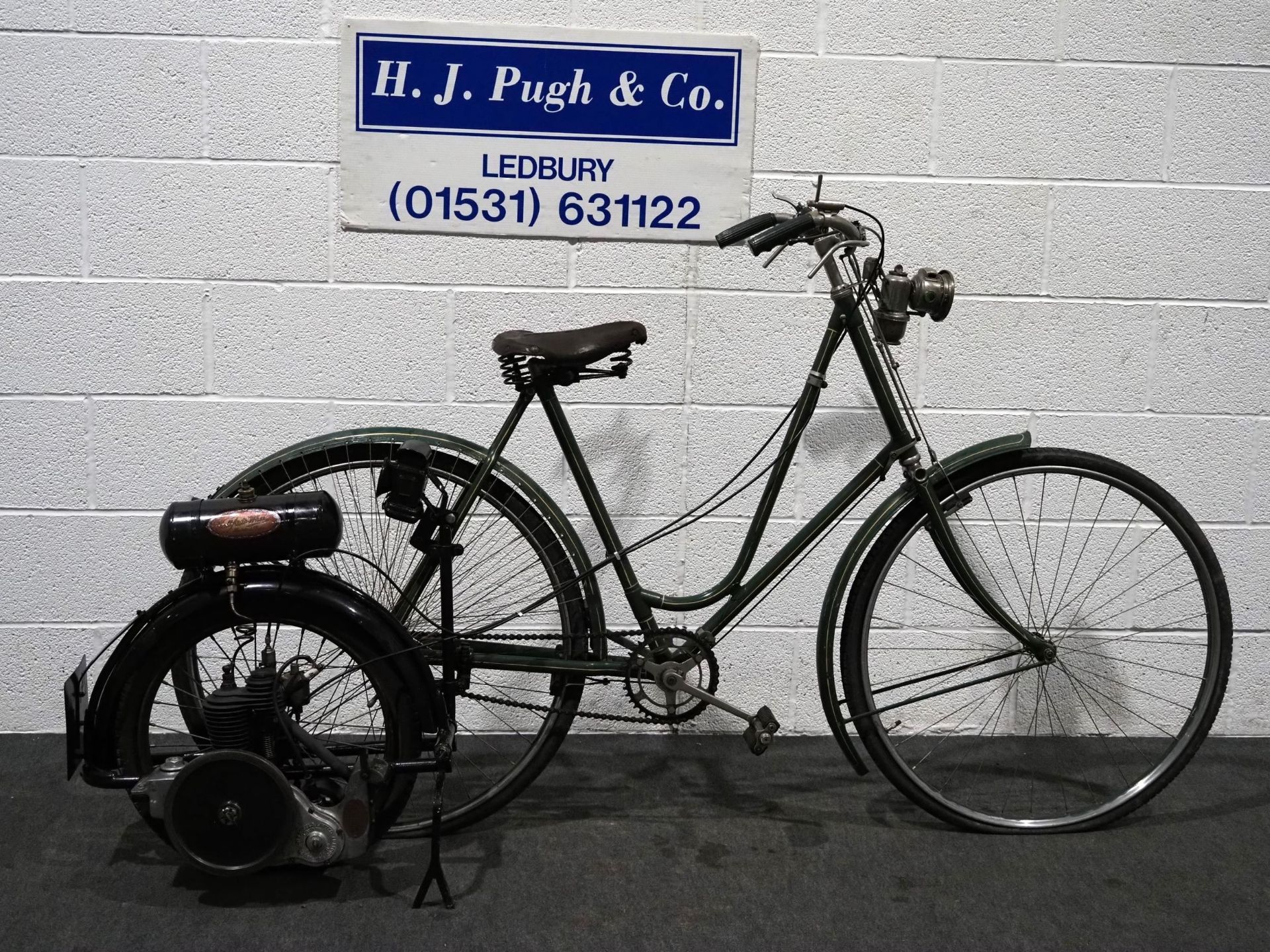 Wall-Auto wheel attached to Raleigh ladies De Luxe bicycle. 119cc. 1914. Engine No. 43411 C/w - Image 2 of 9