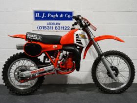 Honda CR125R Enduro motorcycle. 1981 Frame No. JE0107B0204467 Engine No. JE01E294044 Last ridden