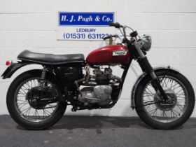 Triumph T100R motorcycle. 1967. 500cc Runs and rides. Engine has been rebuilt. New tyres and