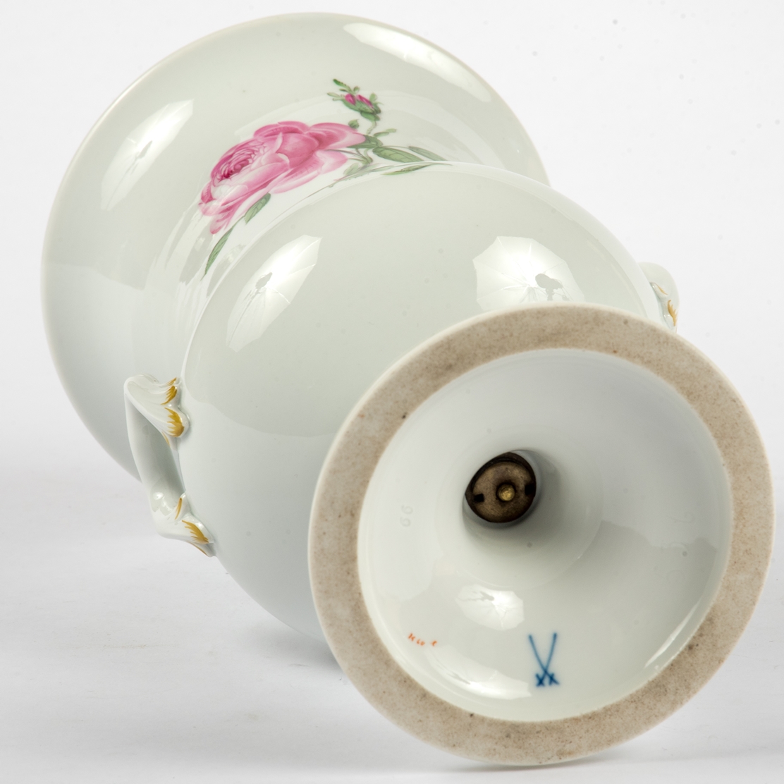 Meissen, Kratervase mit roter Rose - Image 3 of 3