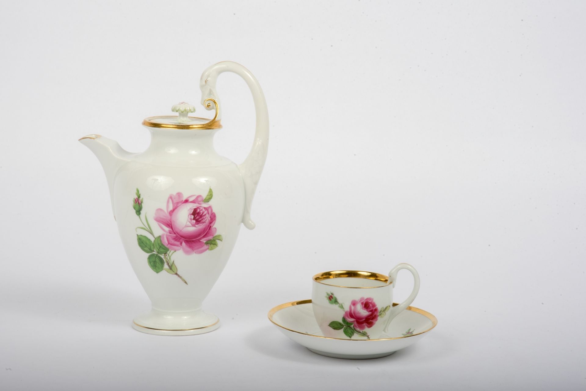 Kaffeekanne mit Tasse, Rote Rose, Meissen um 1860