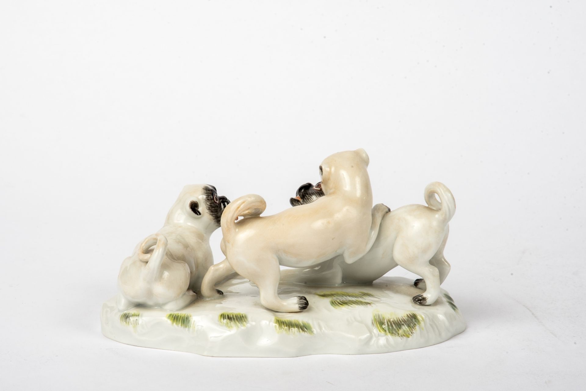 Mopsgruppe, Meissen, Entw.: August Ringler - Image 2 of 3