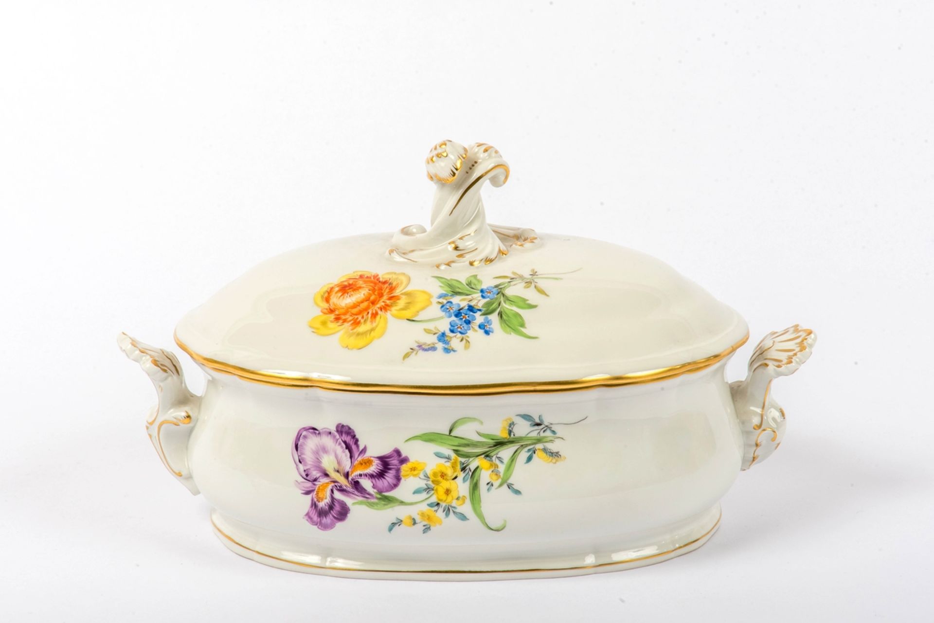 Meissen, Terrine mit Blumendekor, 20 Jh.