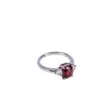 Spinel-Brillant-Ring