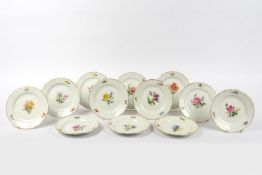 12 Teller mit Blumen Malerei, Meissen 1924-34