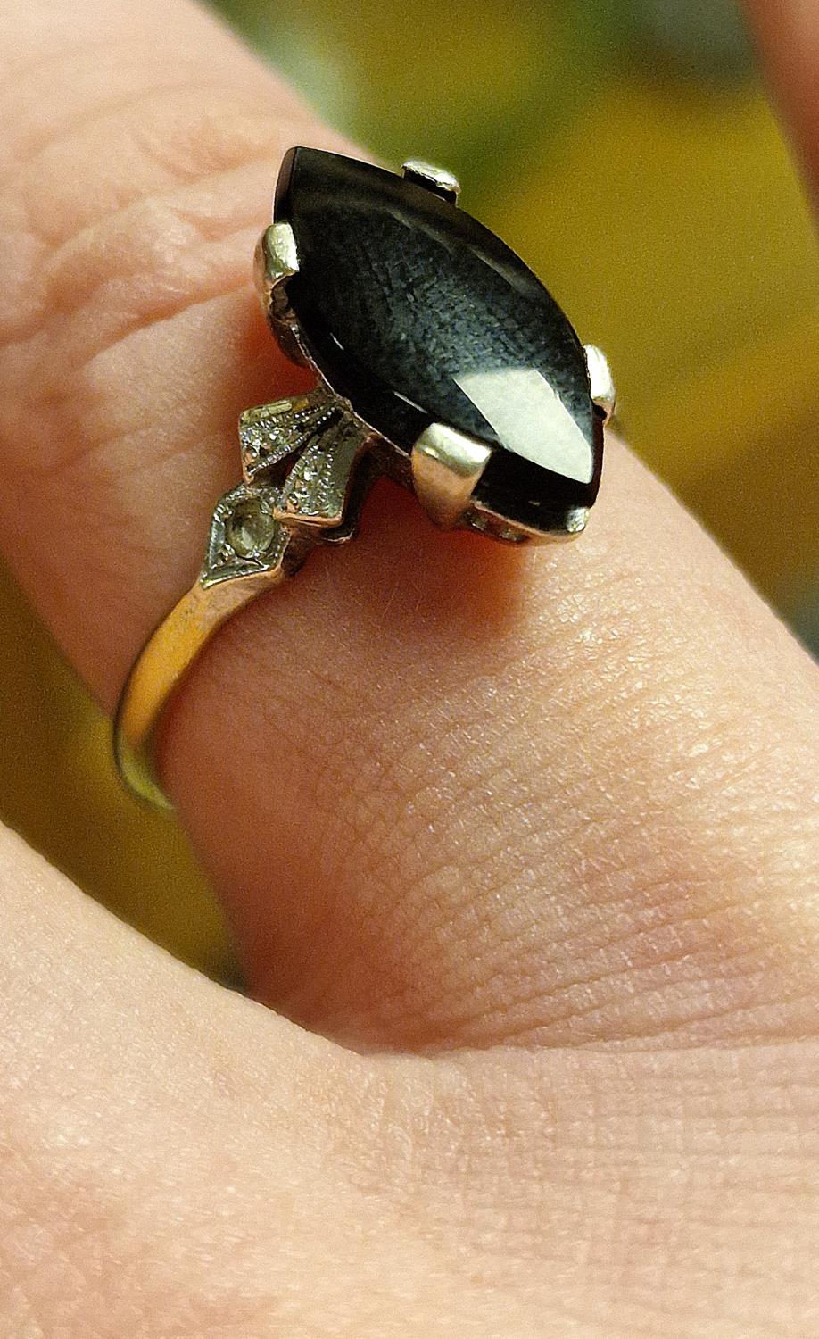 Vintage 9ct Gold, Whitby Jet & Diamond Dress Ring, size Q - Image 3 of 3