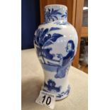 Antique Small Chinese Blue and White Vase - H approx 18cm