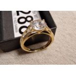 14ct Gold and White Stone Ring, size O