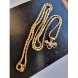 18ct Gold and Triple Diamond Pendant Necklace Chain - 10.3g