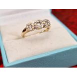 18ct Gold & Diamond Ring (approx 0.35ct), size N and 2.69g