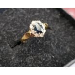 18ct Gold, Diamond and Sapphire Cluster Ring - size M