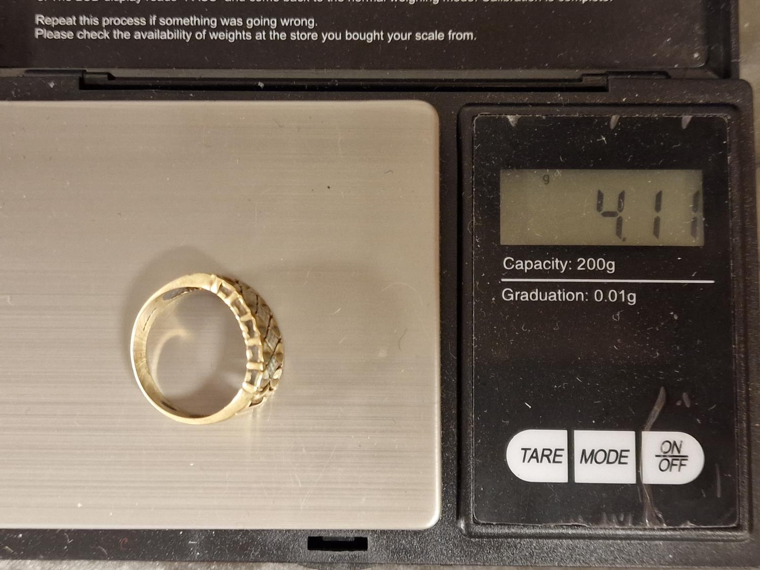 9ct White and Yellow Gold Ring, size P and 4.1g - Image 3 of 3