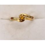 18ct Gold Rare Yellow Canary Diamond Ring, size O and 3.55g