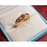 18ct Gold Antique 1920s Dress Ring w/Diamond and Rubies, size M and 2.41g