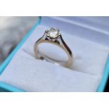 18ct White Gold & Diamond Ring (approx 0.65ct), size K and 4.58g