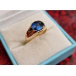 18ct Gold & Clear Sapphire Ring, size P and 2.09g