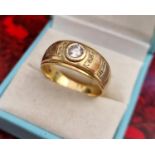 14ct Gold and Diamond Dress Ring (w/ CZ central stone) - size -1, 6.8g