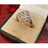 9ct Gold and Diamond Floral Cluster Ring w/ 0.05ct diamonds - size P, 3.5g