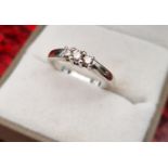 9ct White Gold 3 Stone Trilogy Diamond Ring - 0.25ct diamonds, 2.6g, size N