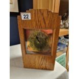 The Gledhill Brook Time Recorders Ltd Huddersfield Clock with Winding Key in 1930s/1940s Oak Case -