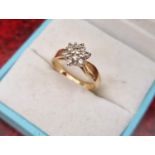 14ct Gold & Diamond Flower Ring, size K and 2.78g