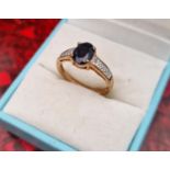 9ct Gold Diamond and Central Sapphire Dress Ring - size N, 2.3g