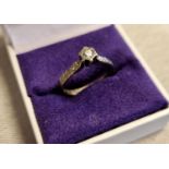 18ct Gold and Diamond Engagement Ring, 3.1g, size N