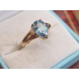 9ct Gold and Blue Topaz Dress Ring - size N, 3.6g