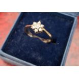 9ct Gold Diamond Cluster Ring - size P
