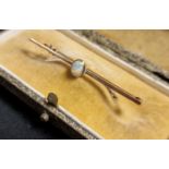 Vintage 9ct Gold and Opal Brooch