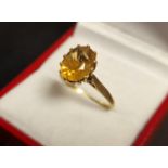 9ct Gold & Citrine Stone Dress Ring, size N and 2.3g