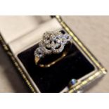 9ct Gold and Diamond Cluster Ring - 2.9g