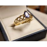 9ct Gold and Tanzanite Dress Ring, size R+0.5, 2.9g