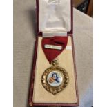 Cased Past Mayor Sterling Silver and Gilt Enamelled Medal - Mrs A. I. Shepherd (1945-46) - 52.3g for